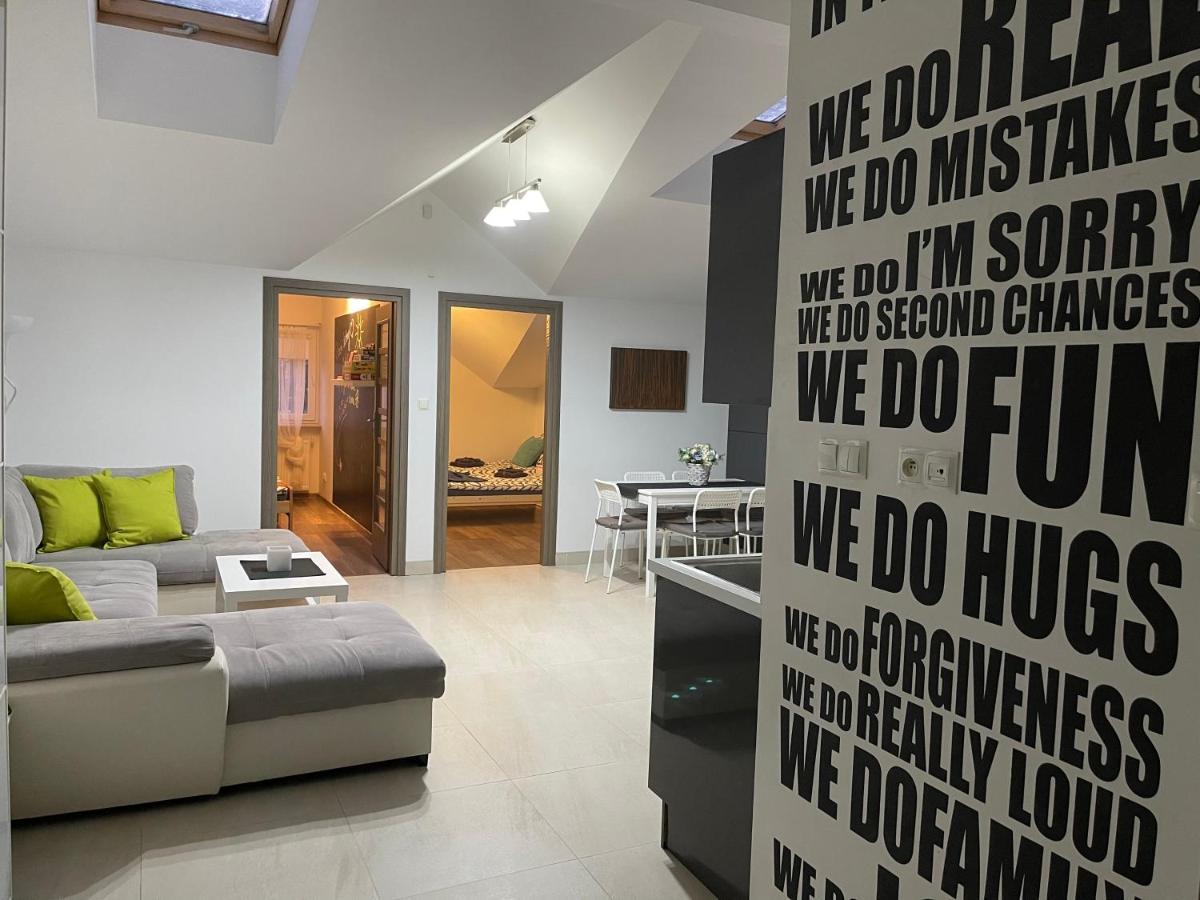 Apartament Rodzinny Ostrowiec Sw Ostrowiec Świętokrzyski Exterior foto